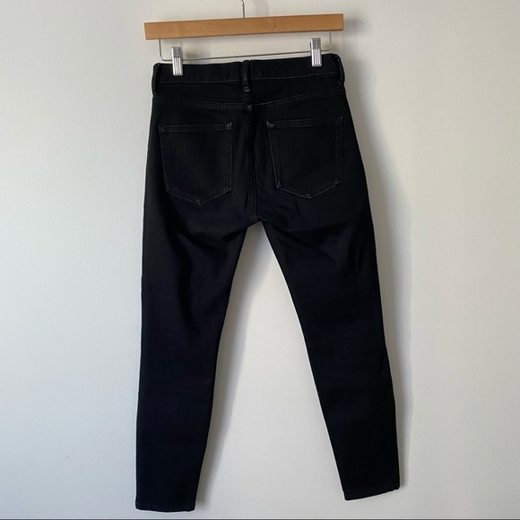 ⭐️ Everlane | Black Relaxed Skinny Ankle Jeans - Picture 6 of 7